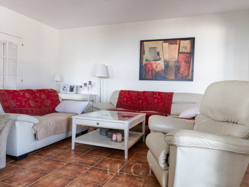 3 sypialnia Dom blizniak na sprzedaż w Alcaucin z basenem garażem - 285 000 € (Ref: 9875992)