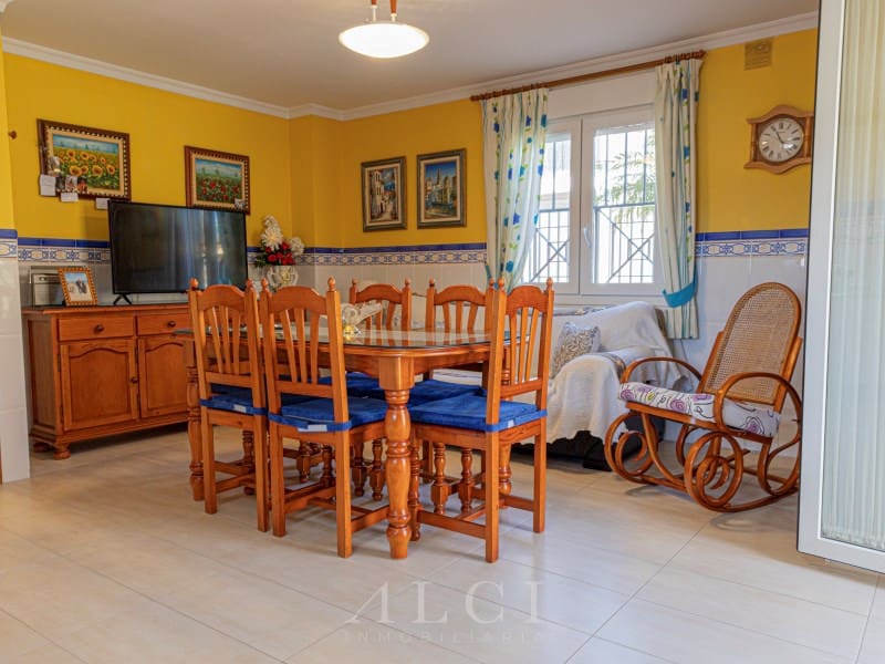 5 soverom Villa til salgs i Torre del Mar med svømmebasseng - € 669 000 (Ref: 9878975)