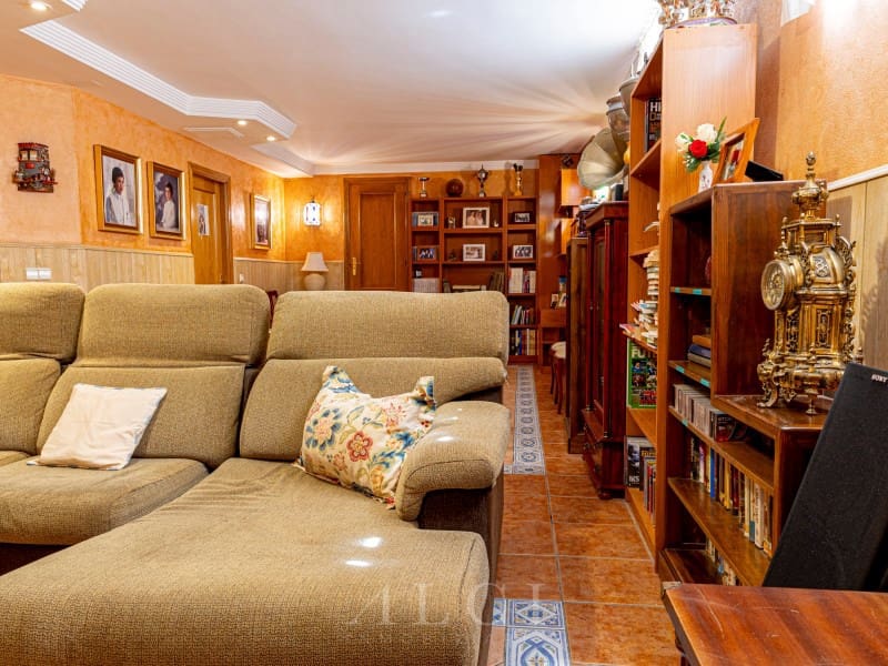 5 soverom Villa til salgs i Torre del Mar med svømmebasseng - € 669 000 (Ref: 9878975)