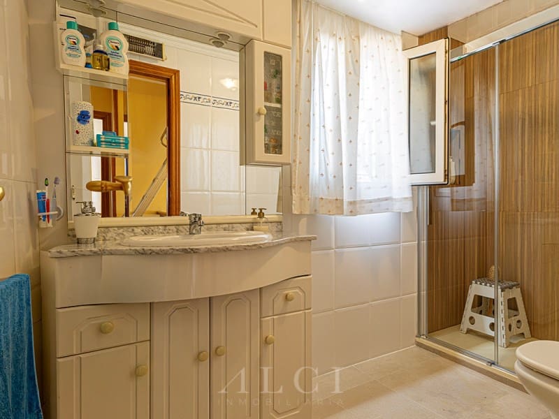 5 soverom Villa til salgs i Torre del Mar med svømmebasseng - € 669 000 (Ref: 9878975)