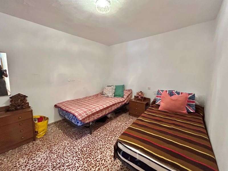 5 camera da letto Villetta Bifamiliare in vendita in Alcaucin con garage - 195.000 € (Rif: 9878976)