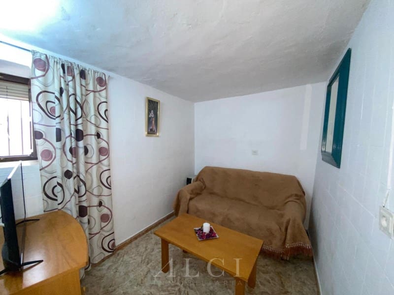 4 bedroom Townhouse for sale in Archez - € 88,000 (Ref: 9884917)