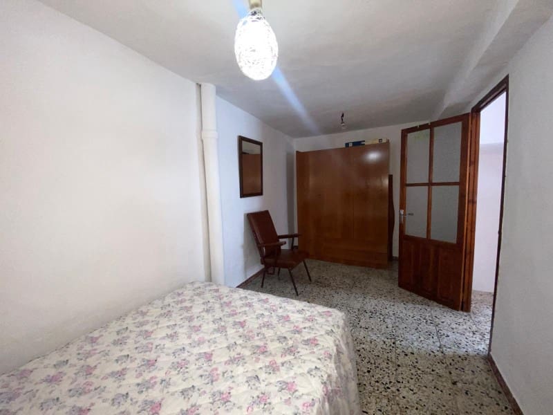 4 bedroom Townhouse for sale in Archez - € 88,000 (Ref: 9884917)