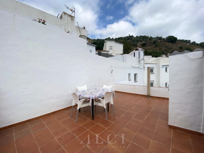 4 bedroom Townhouse for sale in Archez - € 88,000 (Ref: 9884917)