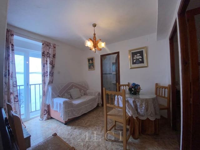 4 bedroom Townhouse for sale in Archez - € 88,000 (Ref: 9884917)