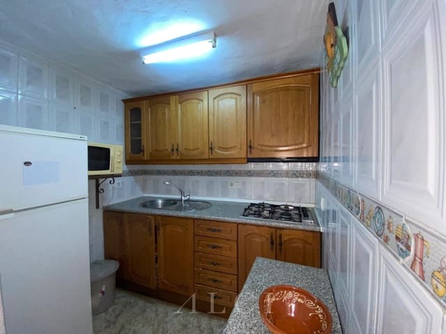 4 bedroom Townhouse for sale in Archez - € 88,000 (Ref: 9884917)