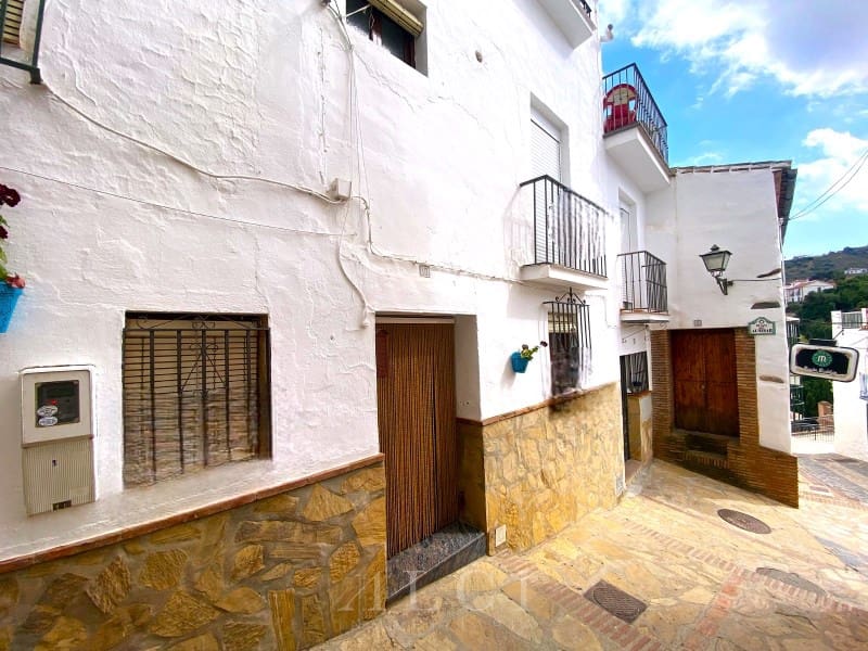 4 bedroom Townhouse for sale in Archez - € 88,000 (Ref: 9884917)