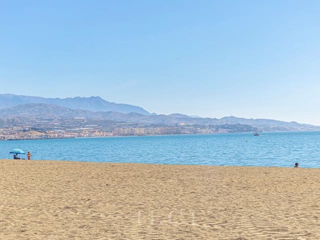 Estudio en Torre del Mar, Vélez-Málaga en venta - 181.000 € (Ref: 9892455)