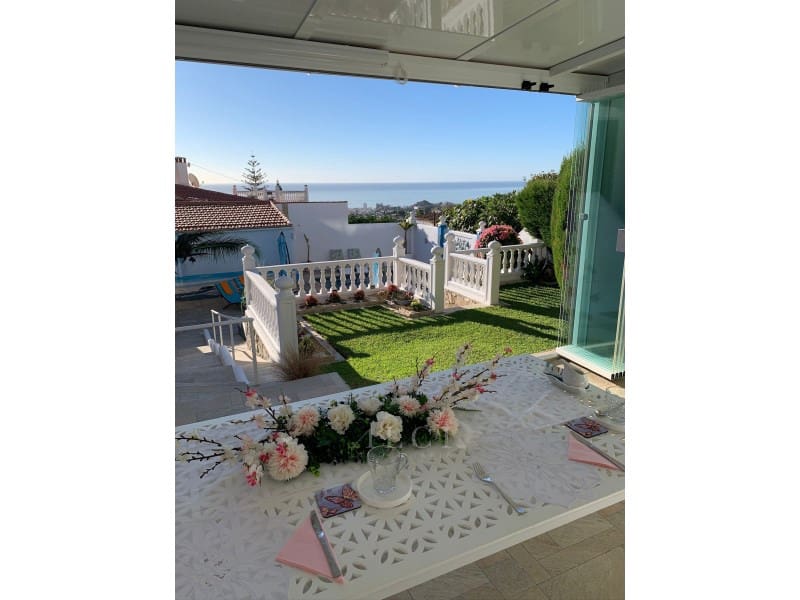 4 sovrum Villa till salu i Benalmadena med pool - 1 100 000 € (Ref: 9894486)