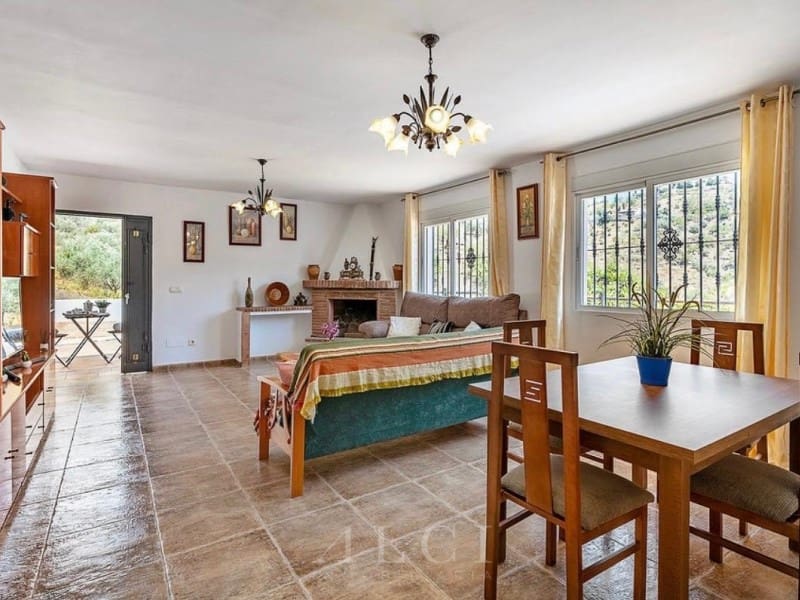 3 slaapkamer Villa te koop in Archez met zwembad garage - € 370.000 (Ref: 9896603)