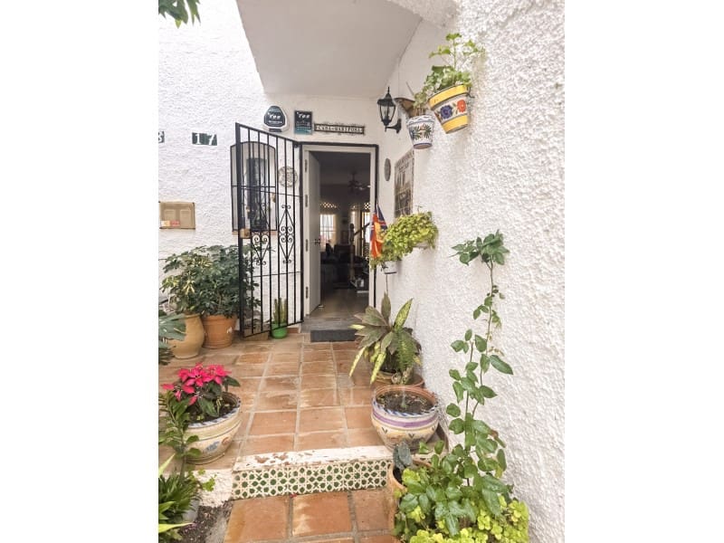 2 sypialnia Dom na sprzedaż w Nerja - 362 000 € (Ref: 9915923)