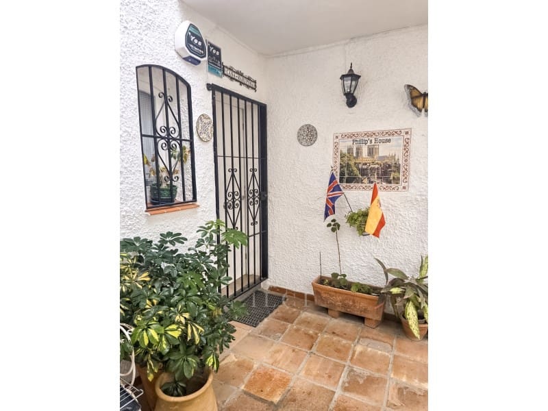 2 sypialnia Dom na sprzedaż w Nerja - 362 000 € (Ref: 9915923)