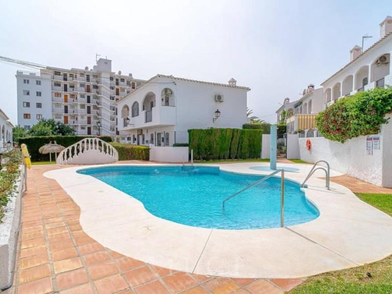 2 sypialnia Dom na sprzedaż w Nerja - 362 000 € (Ref: 9915923)