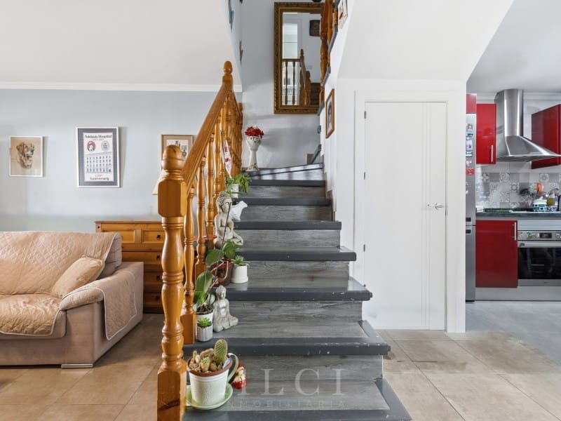2 bedroom Townhouse for sale in Nerja with pool - € 350,000 (Ref: 9915923)