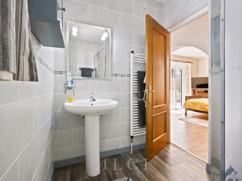 Chalet de 5 habitaciones en Sedella en venta con piscina garaje - 415.000 € (Ref: 9920138)