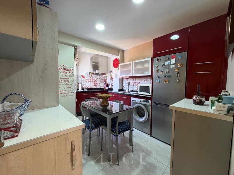 2 quarto Apartamento para venda em Torre del Mar com piscina - 269 000 € (Ref: 9933913)