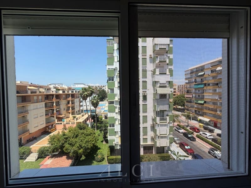 2 quarto Apartamento para venda em Torre del Mar com piscina - 269 000 € (Ref: 9933913)