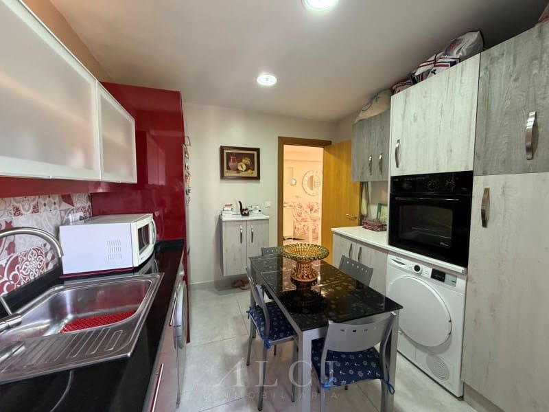 2 quarto Apartamento para venda em Torre del Mar com piscina - 269 000 € (Ref: 9933913)