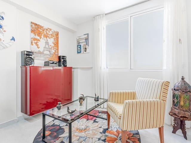 2 soveværelse Lejlighed til salg i Torre del Mar, Vélez-Málaga med swimmingpool - € 269.000 (Ref: 9933913)
