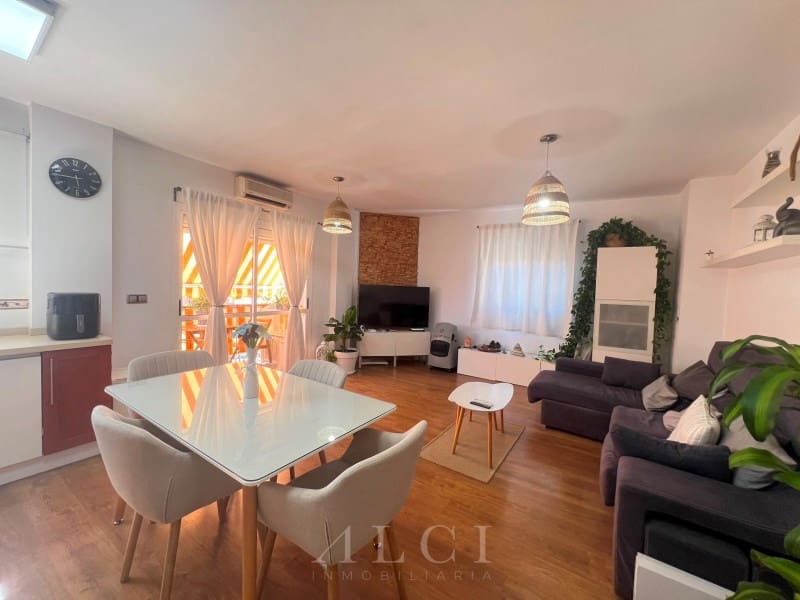 3 soverom Leilighet til salgs i Velez-Malaga - € 259 000 (Ref: 9953966)