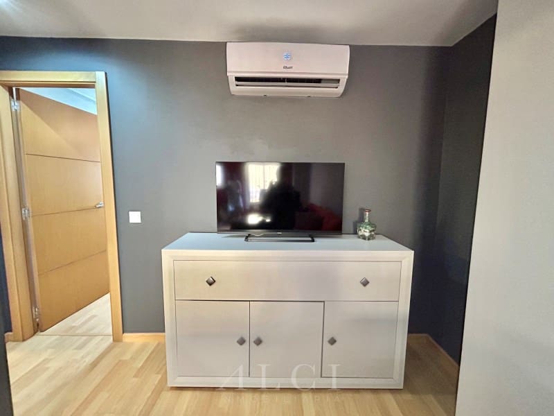 Apartamento de 1 habitación en Caleta de Vélez en venta - 189.000 € (Ref: 9953967)