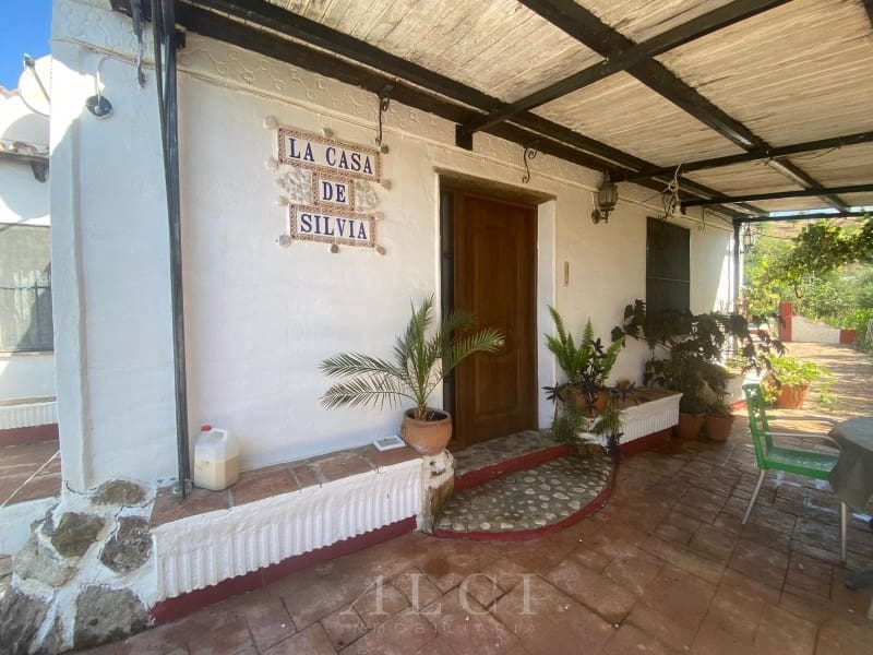 3 slaapkamer Villa te koop in Sedella met zwembad - € 225.000 (Ref: 9959468)