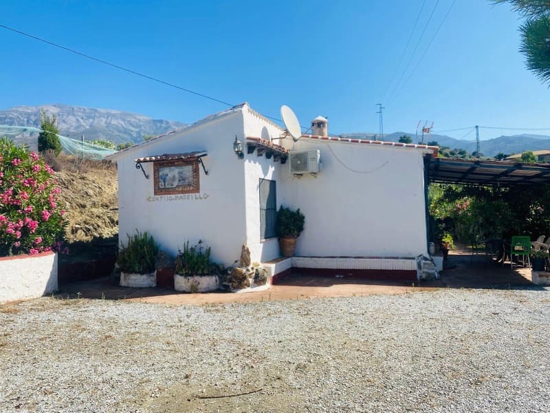 3 slaapkamer Villa te koop in Sedella met zwembad - € 225.000 (Ref: 9959468)
