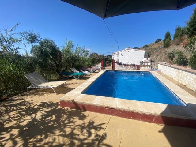 3 slaapkamer Villa te koop in Sedella met zwembad - € 225.000 (Ref: 9959468)