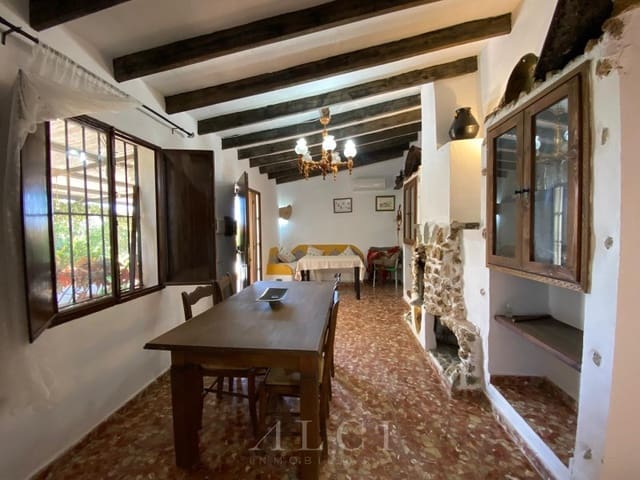3 slaapkamer Villa te koop in Sedella met zwembad - € 225.000 (Ref: 9959468)