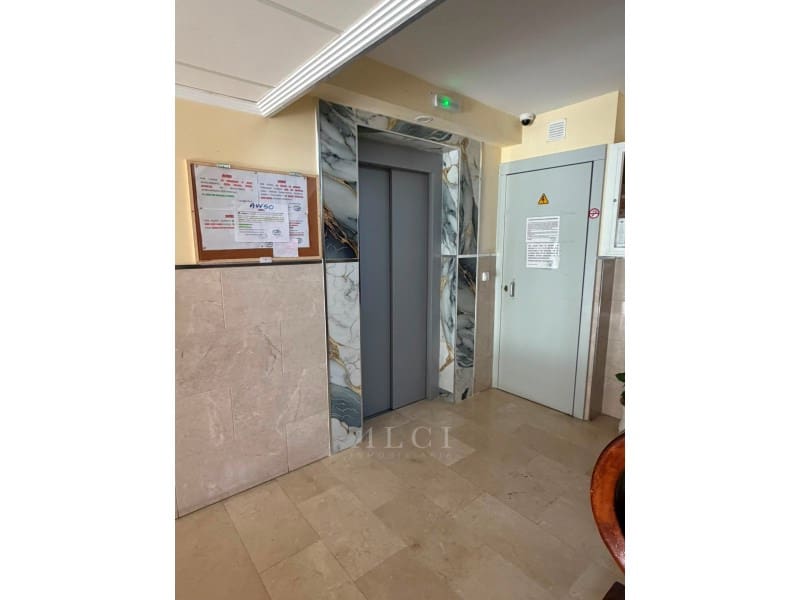 Piso de 3 habitaciones en Torre del Mar en venta - 320.000 € (Ref: 9977030)