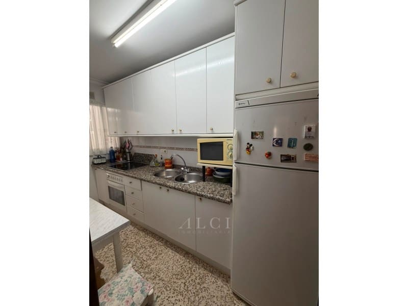 Piso de 3 habitaciones en Torre del Mar en venta - 320.000 € (Ref: 9977030)