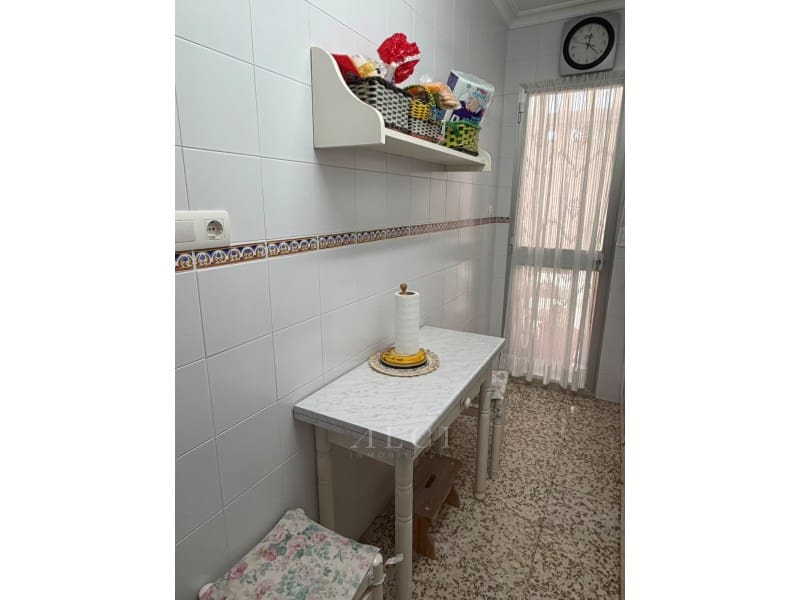 Piso de 3 habitaciones en Torre del Mar en venta - 320.000 € (Ref: 9977030)