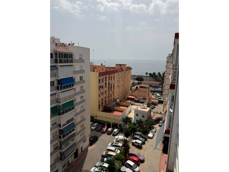 Piso de 3 habitaciones en Torre del Mar en venta - 320.000 € (Ref: 9977030)
