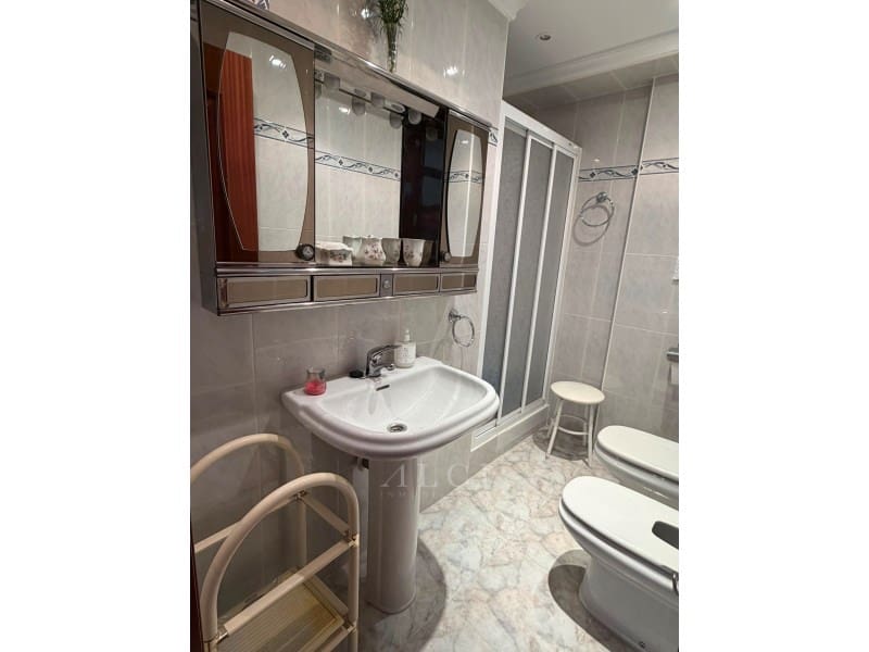 Piso de 3 habitaciones en Torre del Mar en venta - 320.000 € (Ref: 9977030)