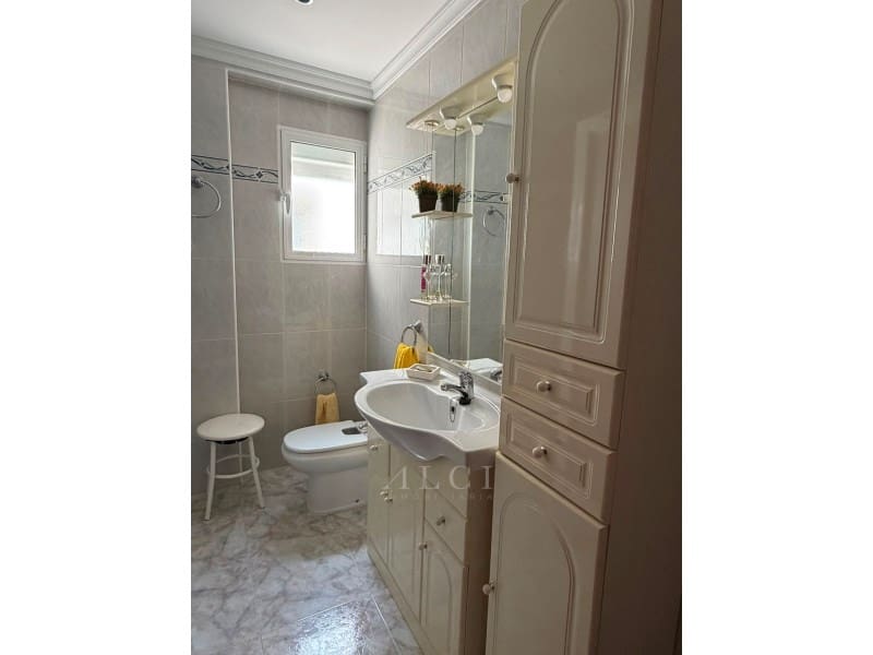 Piso de 3 habitaciones en Torre del Mar en venta - 320.000 € (Ref: 9977030)