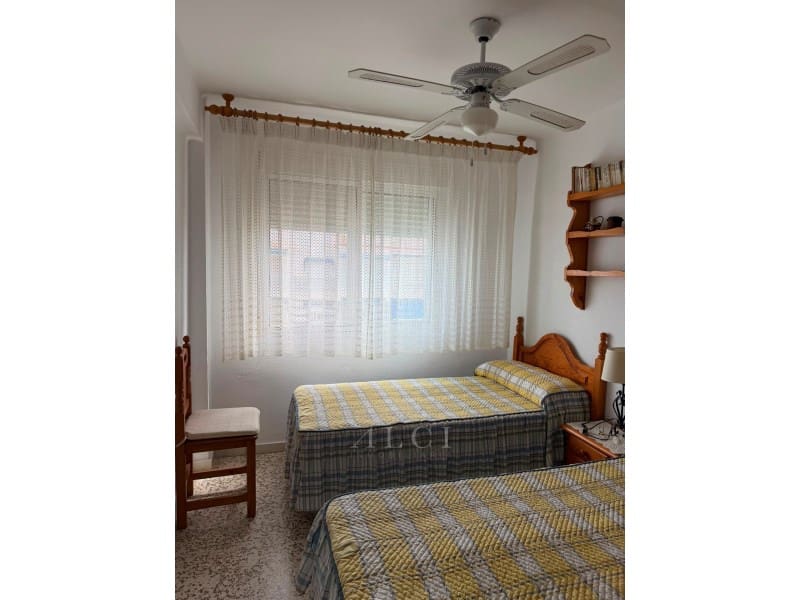 Piso de 3 habitaciones en Torre del Mar en venta - 320.000 € (Ref: 9977030)