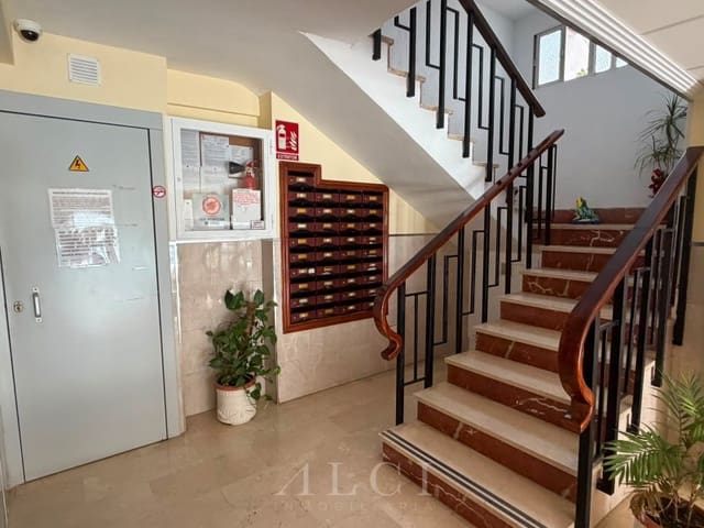 3 soveværelse Lejlighed til salg i Torre del Mar, Vélez-Málaga - € 320.000 (Ref: 9977030)