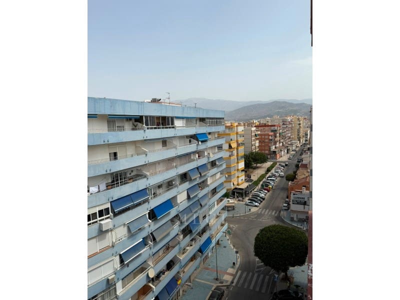 Piso de 3 habitaciones en Torre del Mar en venta - 320.000 € (Ref: 9977030)
