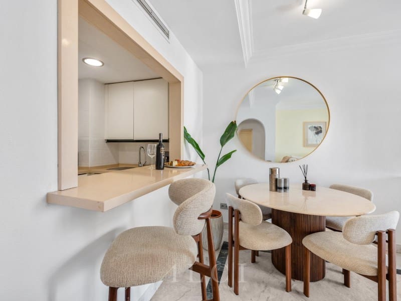 2 quarto Apartamento para venda em Nueva Andalucia com piscina - 885 000 € (Ref: 9990426)
