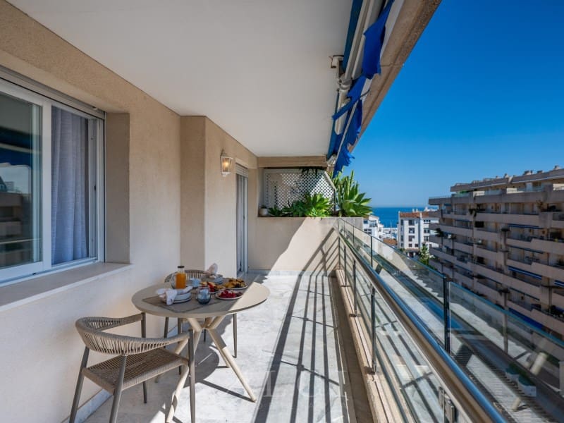 2 quarto Apartamento para venda em Nueva Andalucia com piscina - 885 000 € (Ref: 9990426)