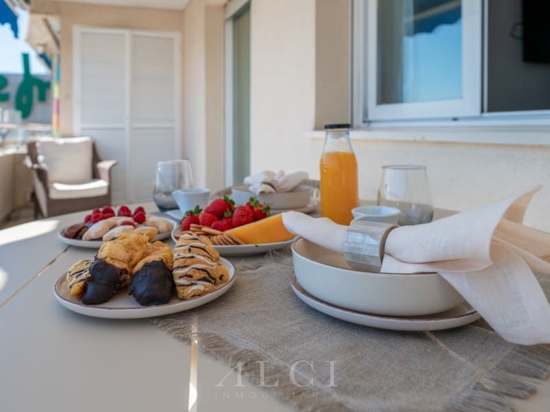 2 quarto Apartamento para venda em Nueva Andalucia com piscina - 885 000 € (Ref: 9990426)