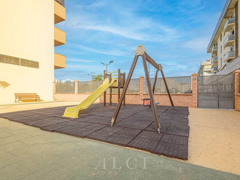 2 sovrum Lägenhet till salu i Velez-Malaga - 268 000 € (Ref: 9994324)