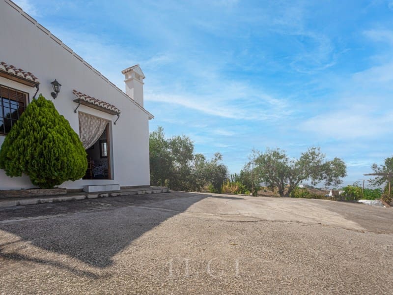 1 makuuhuone Maalaistalo myytävänä paikassa Canillas de Aceituno - 260 000 € (Ref: 9996843)