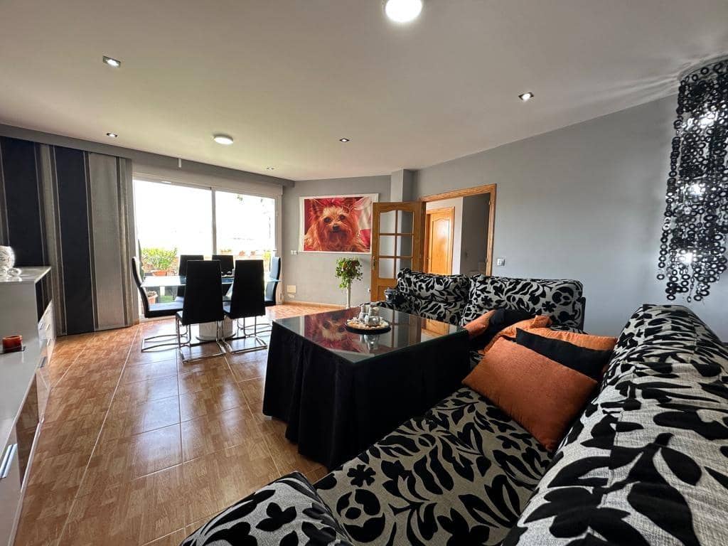 3 makuuhuone Rivitalo myytävänä paikassa Macael mukana uima-altaan - 199 000 € (Ref: 9630485)