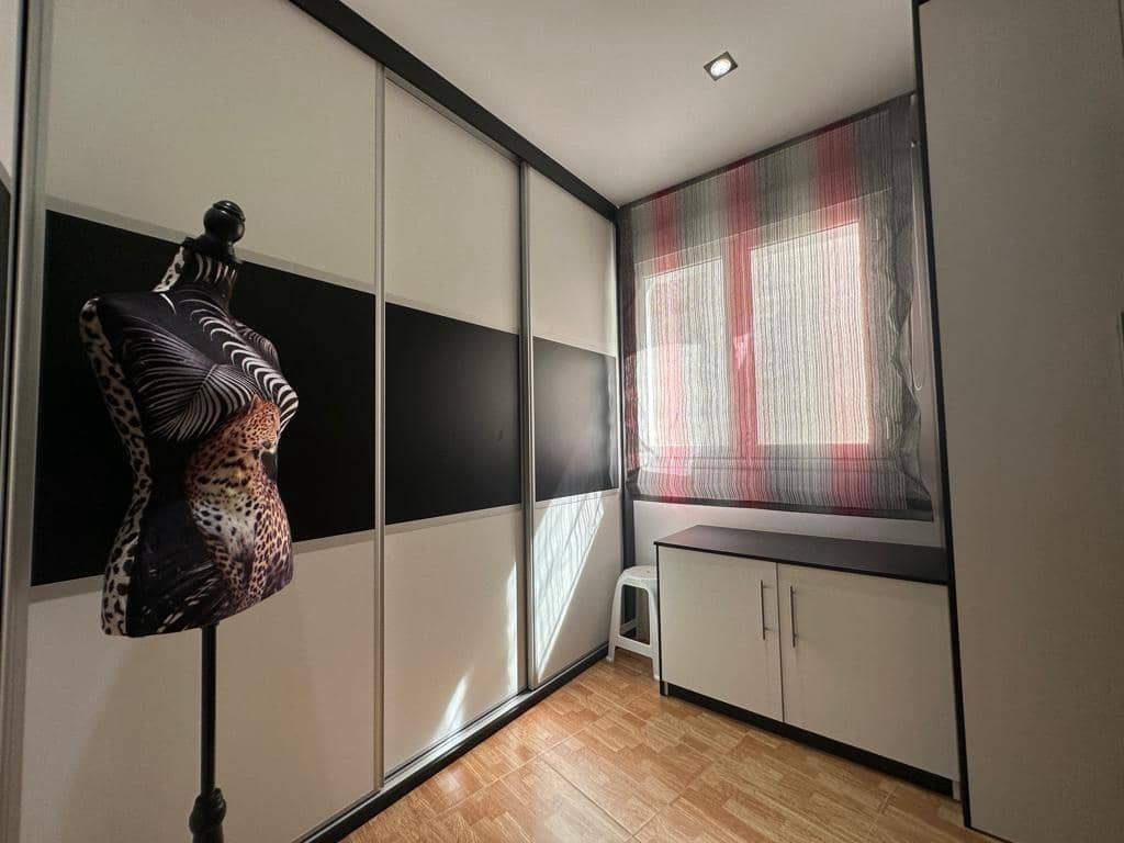 3 makuuhuone Rivitalo myytävänä paikassa Macael mukana uima-altaan - 199 000 € (Ref: 9630485)