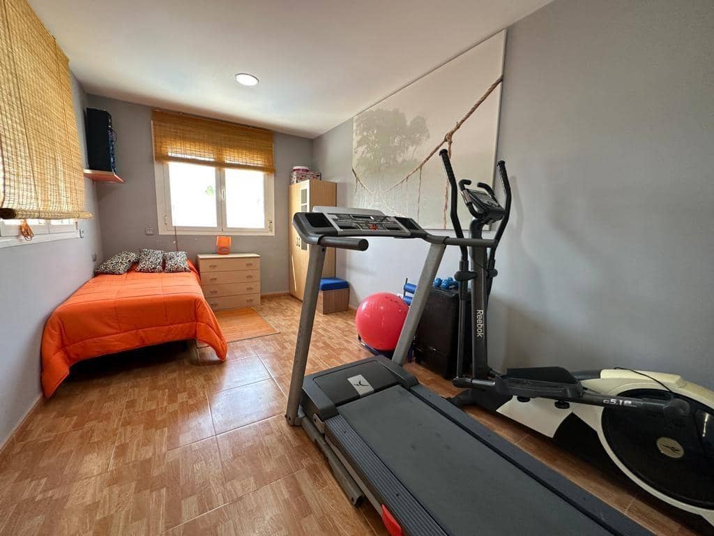 3 makuuhuone Rivitalo myytävänä paikassa Macael mukana uima-altaan - 199 000 € (Ref: 9630485)