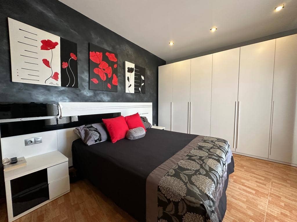 3 makuuhuone Rivitalo myytävänä paikassa Macael mukana uima-altaan - 199 000 € (Ref: 9630485)