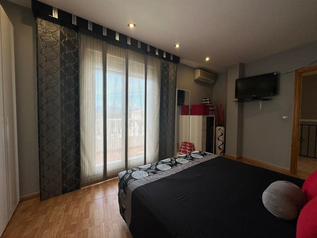 3 makuuhuone Rivitalo myytävänä paikassa Macael mukana uima-altaan - 199 000 € (Ref: 9630485)