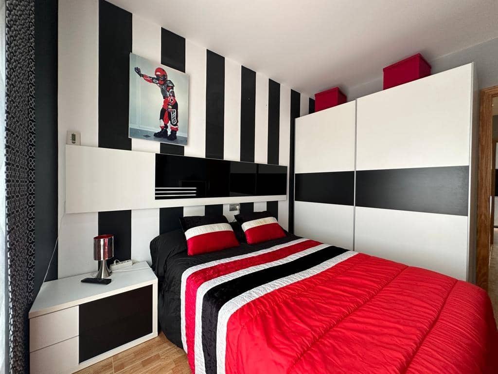 3 makuuhuone Rivitalo myytävänä paikassa Macael mukana uima-altaan - 199 000 € (Ref: 9630485)