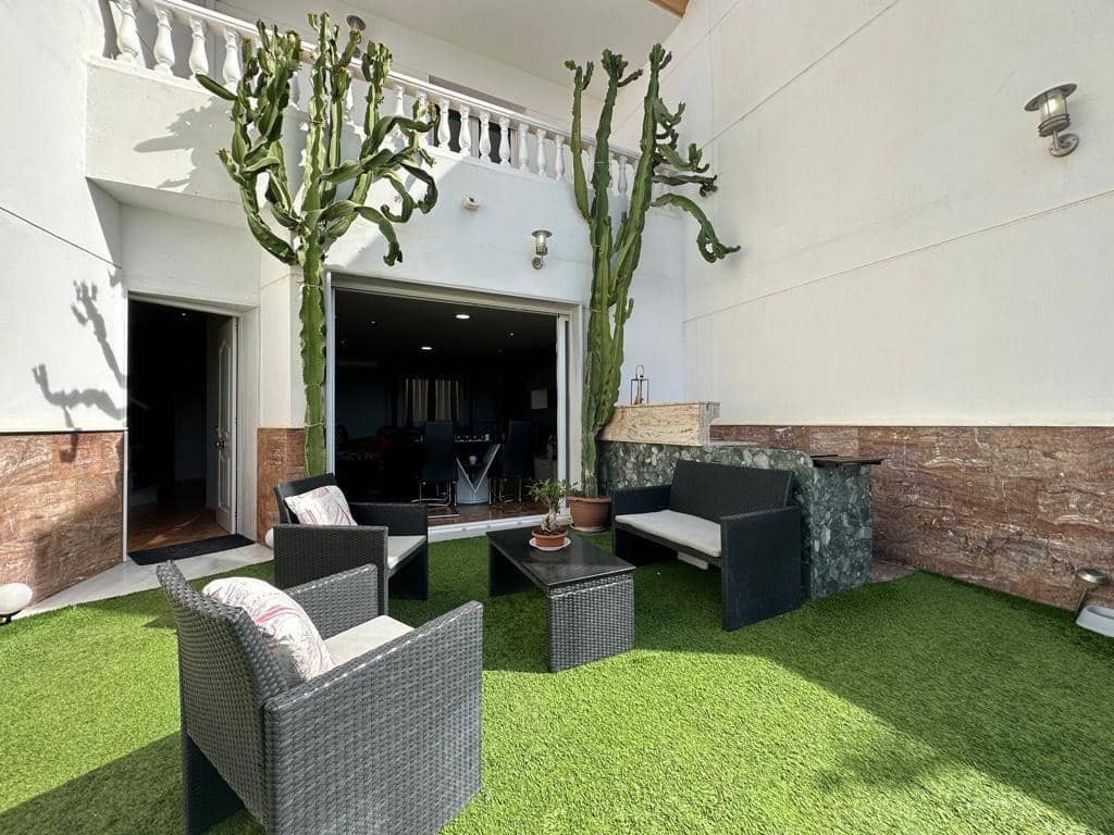 3 makuuhuone Rivitalo myytävänä paikassa Macael mukana uima-altaan - 199 000 € (Ref: 9630485)